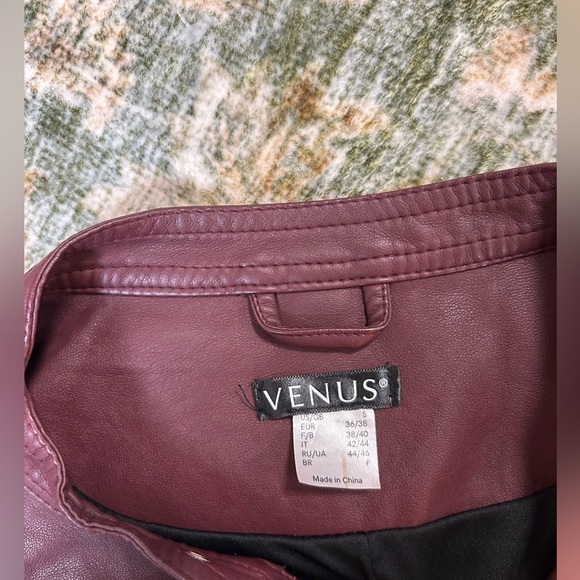 Venus size small faux leather bomber jacket deep red plum color - Picture 4 of 5